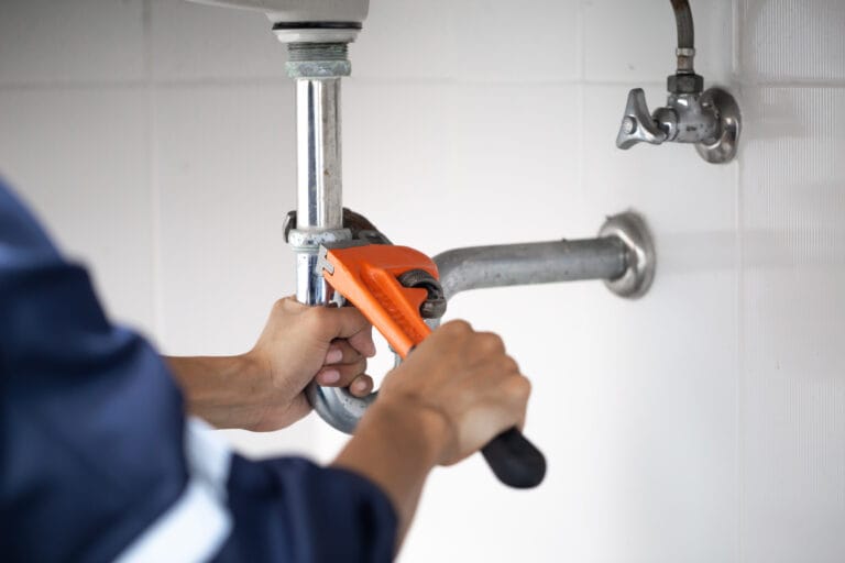 Why Is My Water Bill Suddenly High In Tampa? Answers From Hot Water Heroes Plumbing